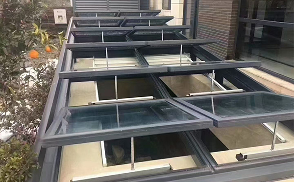 某轨道交通车辆维修车间安塞排烟窗应用